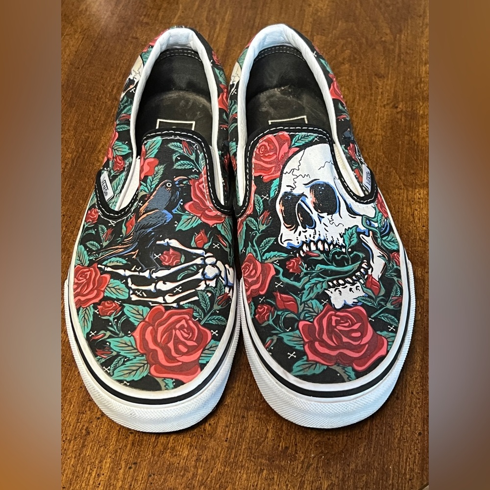 Vans Rose Skull Slip-Ons Womens 7.5